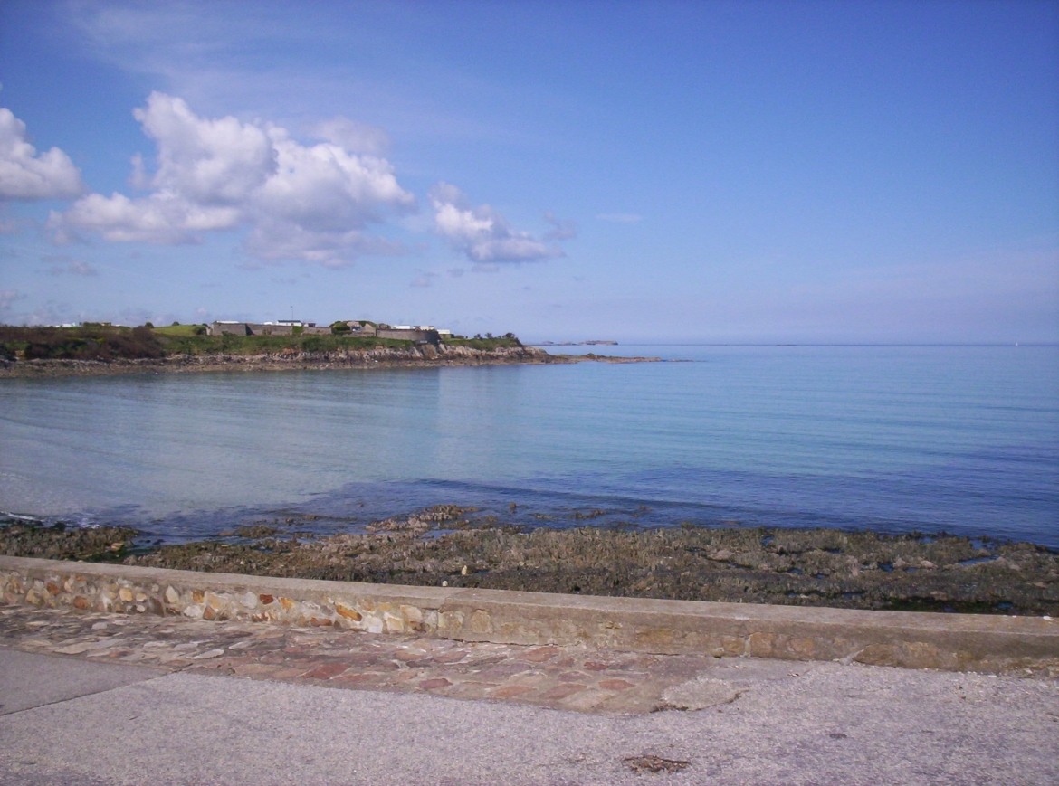 Camping-vu-de-la-plage.jpg